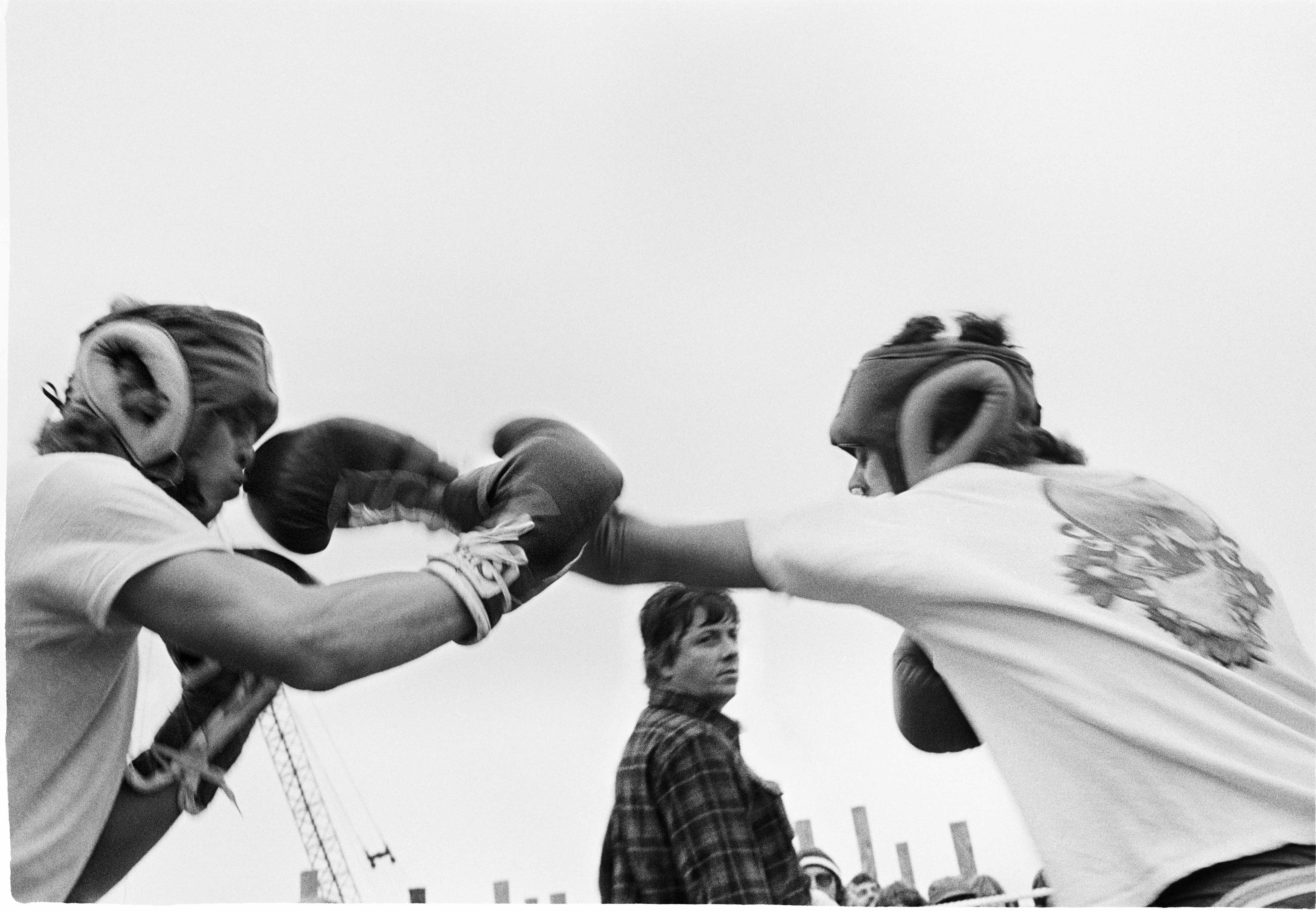 Danny Dalbora fighting Jimmy the Bricklayer. Welterweights. Photo: Tom Watson