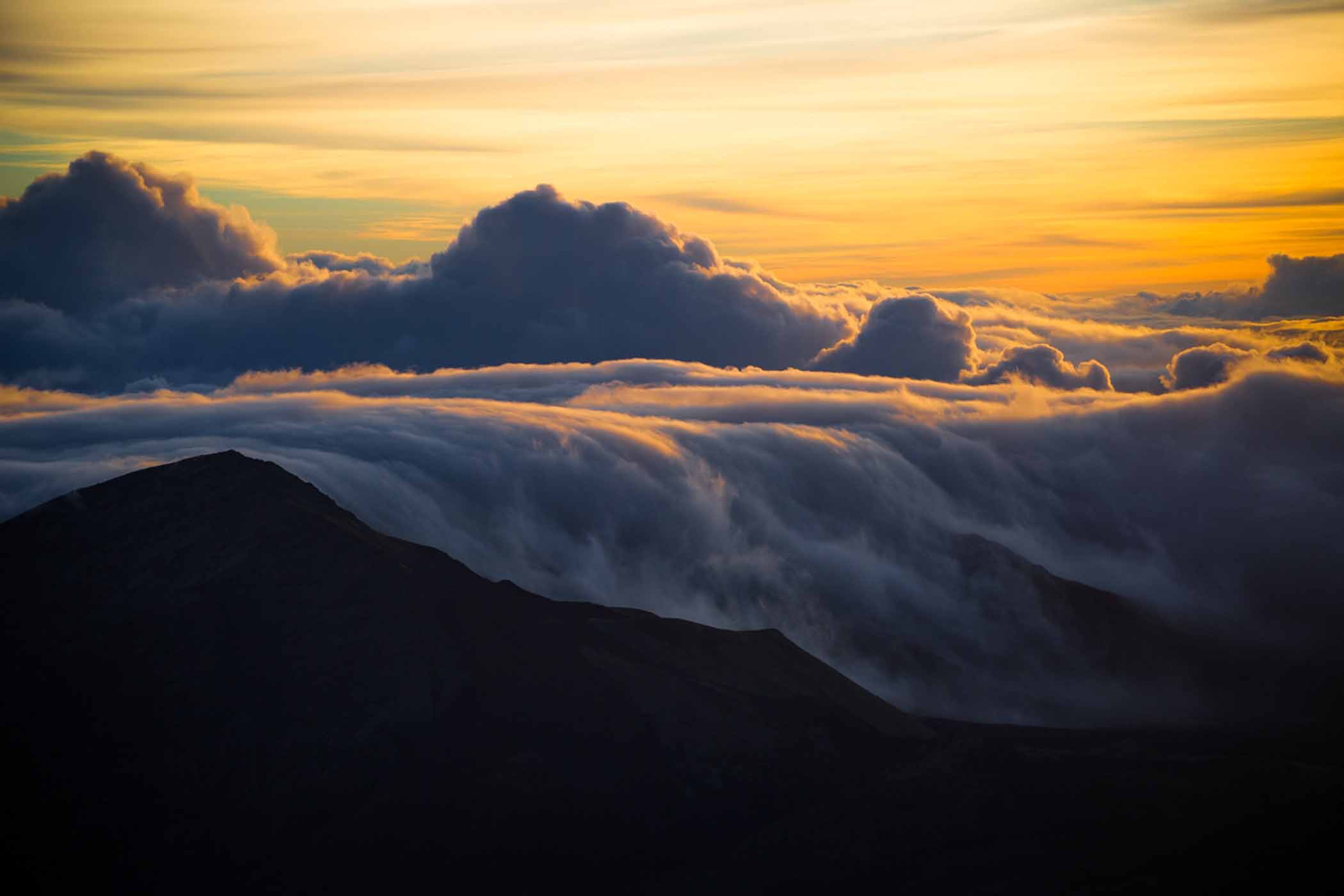 Rolling clouds | Maui | Photo: Grant Monahan