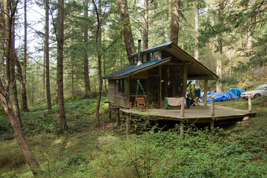 Cabin on San Juan Island, Washington. Photo courtesy of Cabin Porn