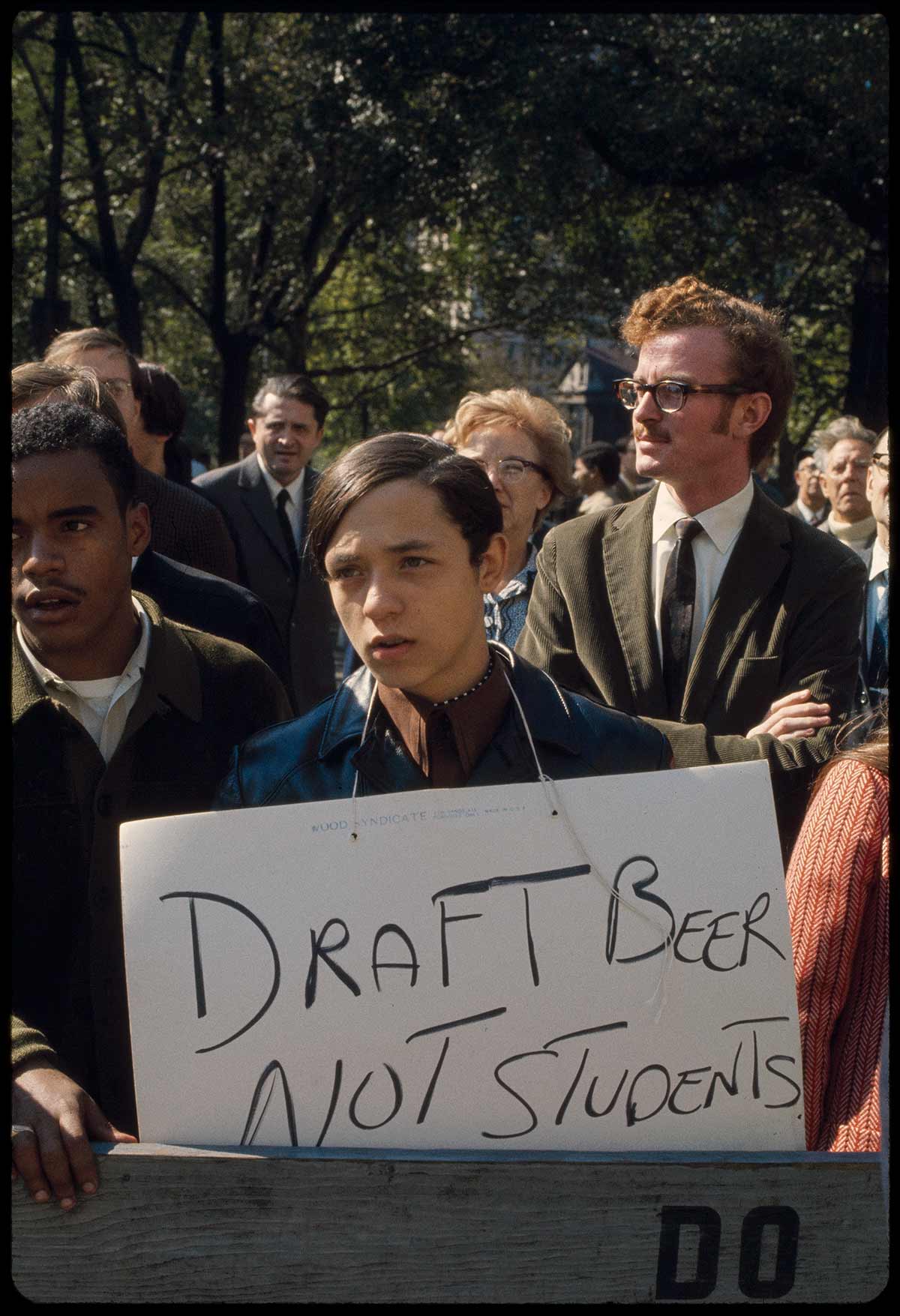 Vietnam Moratorium, NYC | October 1969 | Bernard Gotfryd | Retrieved from the Library of Congress