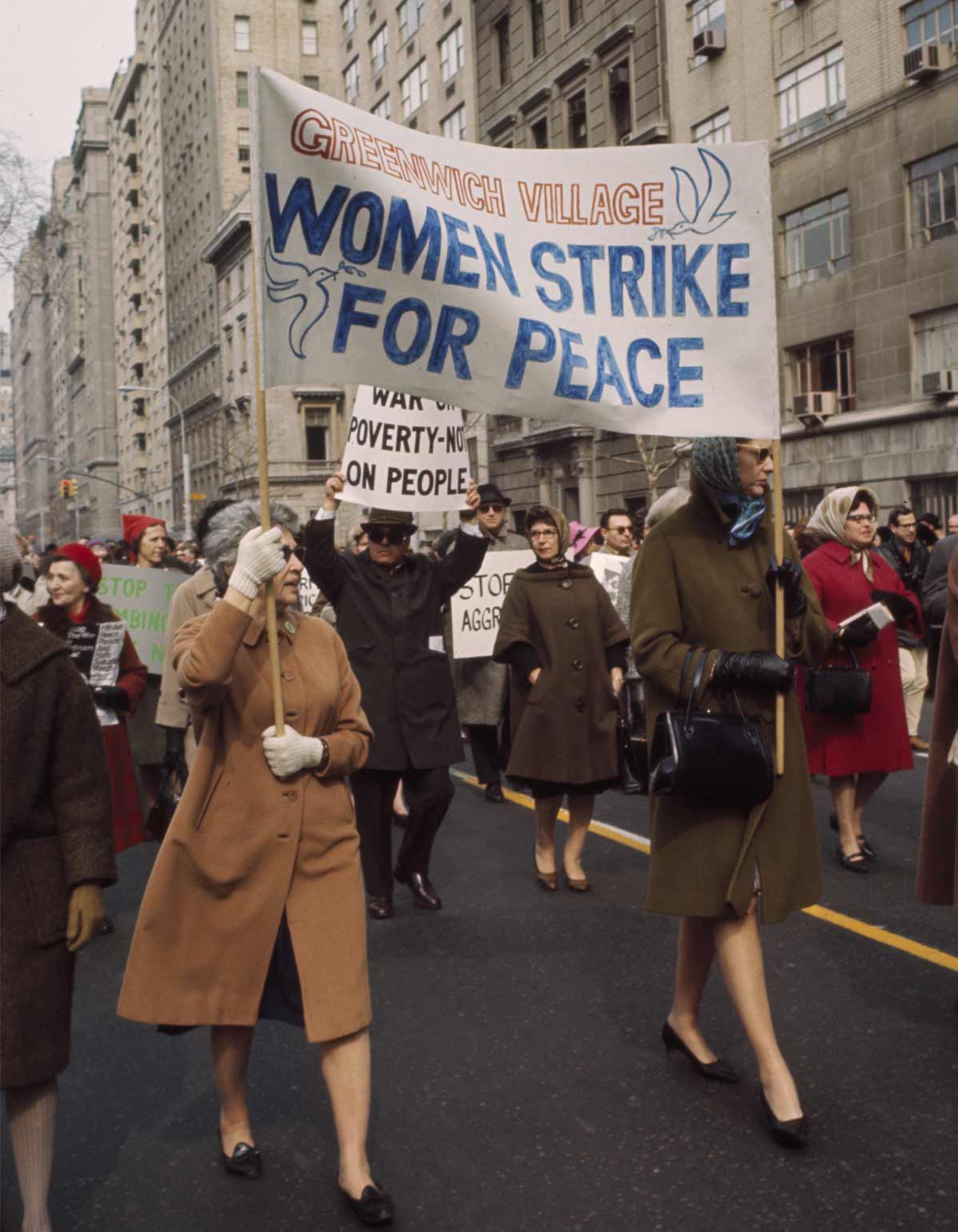 Anti-war rally, war Moratorium, NYC | April 1969 | Bernard Gotfryd | Retrieved from the Library of Congress